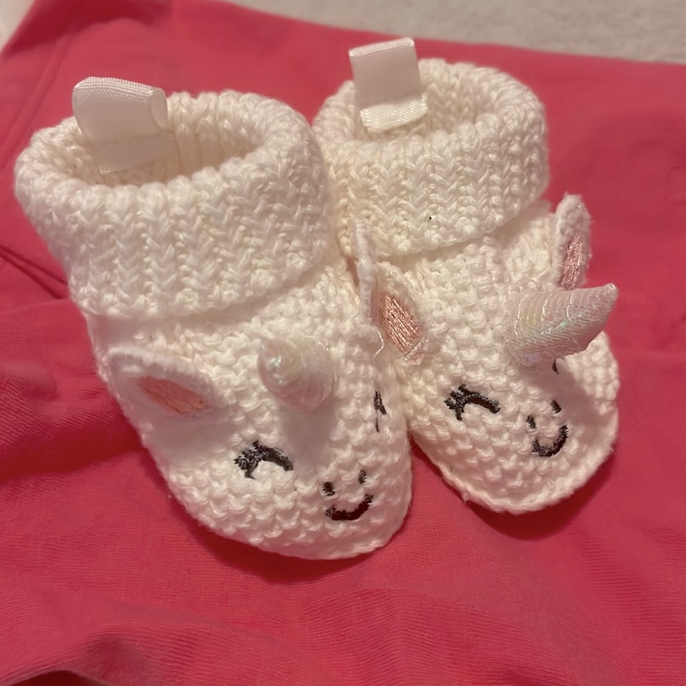 Baby Girl Unicorn Booties 0-6 months Woven Iridescent Horn with Ears